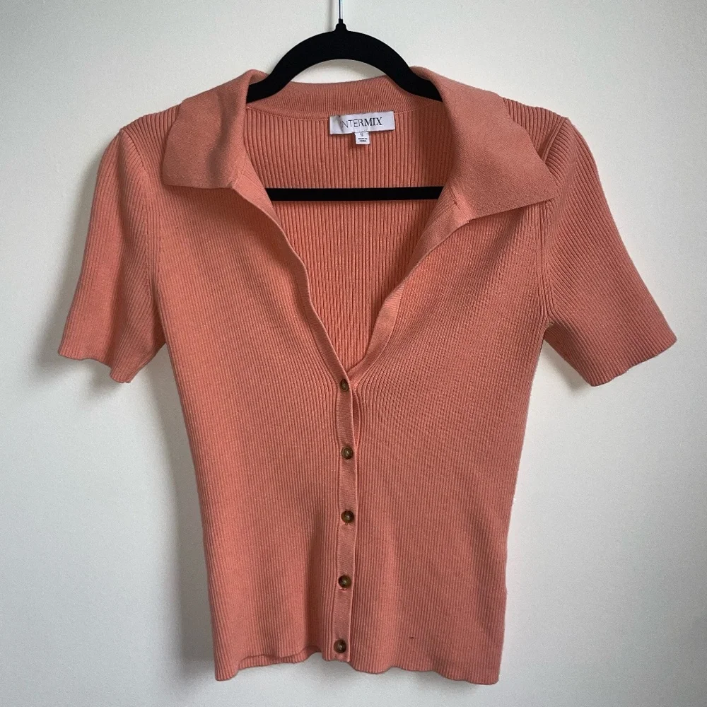 Intermix Small Top - Picture 1 of 6